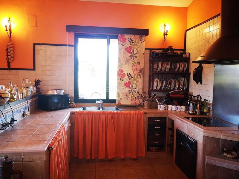 Foto c8924bd0-705b-40ef-b844-69287b92edc8. House with parking in San Roque - La Cruz - La Rozuela Linares