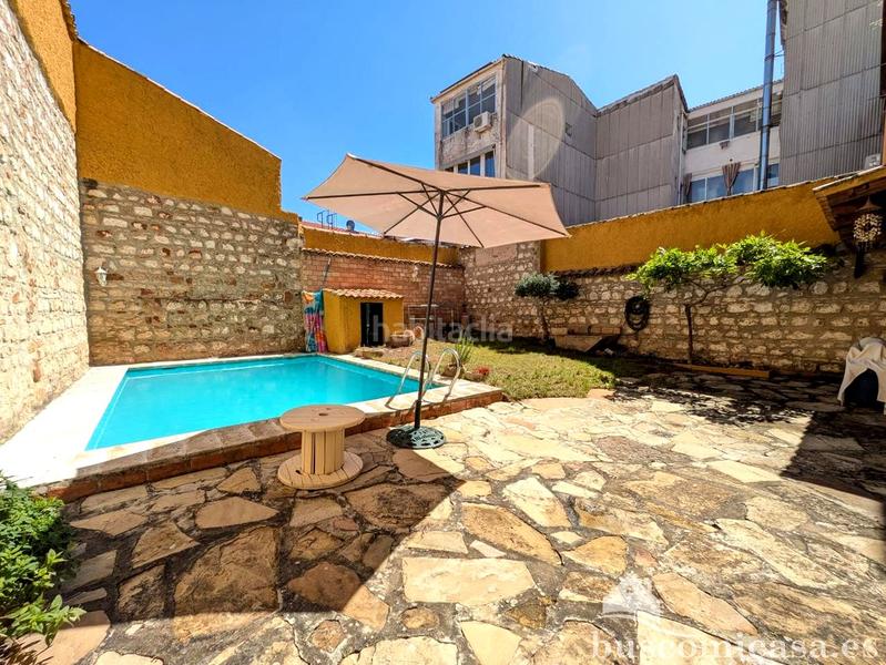 Foto 42d2f96d-9839-4335-b765-7125e8a60d1b. Casa impresionante casa en calle doctor. en Centro ciudad Linares