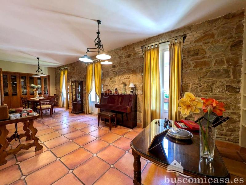 Foto a07fb2f9-cefd-4836-981b-8804aa4e77c6. Casa impresionante casa en calle doctor. en Centro ciudad Linares