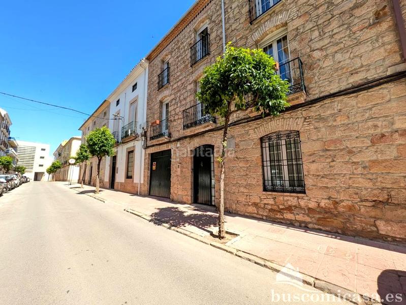 Foto b3a676a8-f898-46af-bf1d-8dd854641f04. Casa impresionante casa en calle doctor. en Centro ciudad Linares