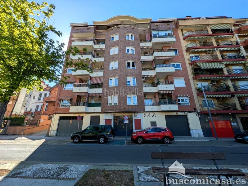 Foto e3759ffb-71f8-4d7b-9fc3-f3e41867cd4d. Pis a Linarejos Linares