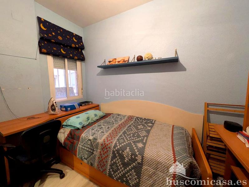 Foto f242f870-33dc-4fae-b4d6-84fd87d550b0. Pis a Linarejos Linares