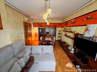 Maison  Turquesa. Bonita casa en calle turquesa.