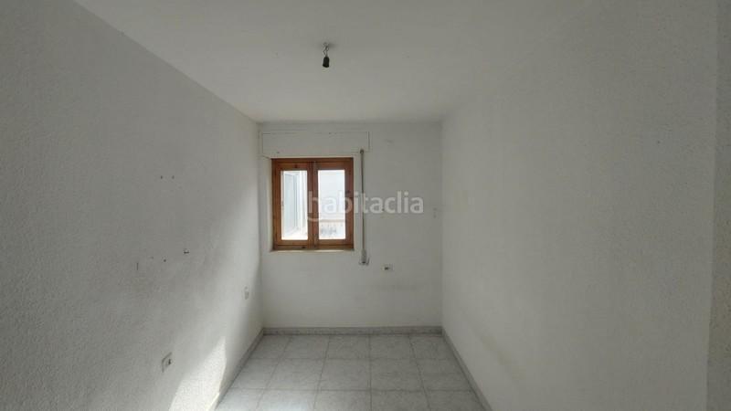 Foto 59d9764f-e8d9-4e00-b6d6-c66026a55358. Pis a Baza