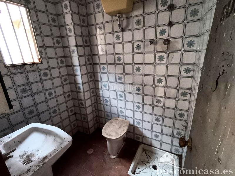 Foto 7fbd7892-7d59-428a-a0b9-b8066b4d948a. Casa  a reformar en carretera baños, . en La Zarzuela - San José - Belén Linares