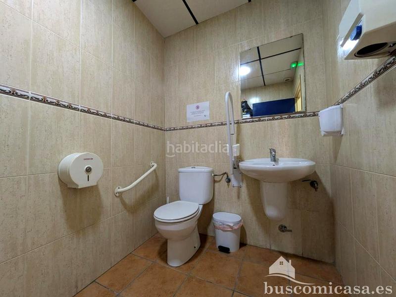 Foto f76ac837-c11a-4a55-ad70-7fcec06e5b72. Business premise in Centro ciudad Linares