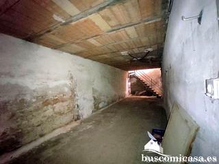 Location Local commercial  Marqueses de linares. Gran local en paseo de los marqueses