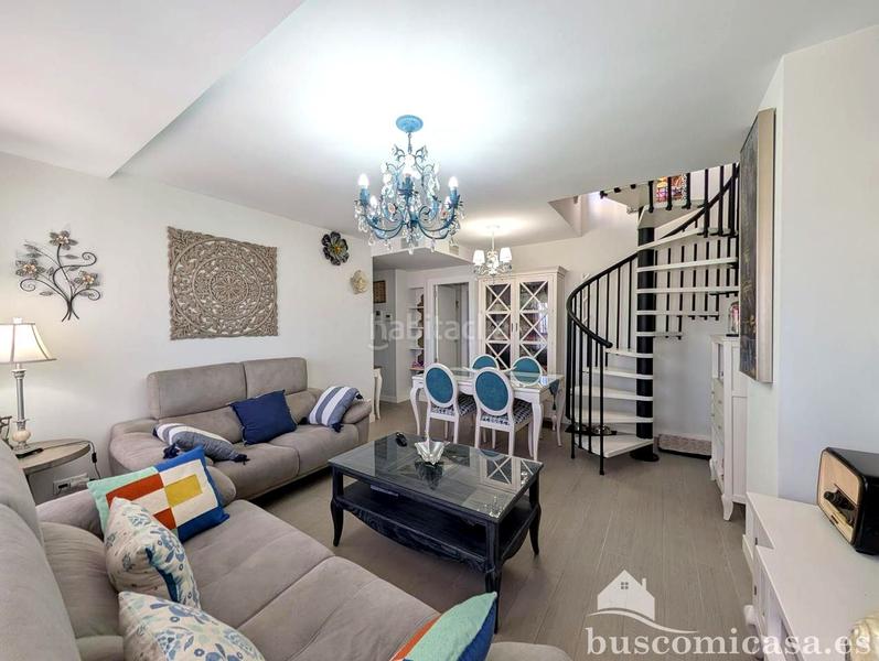 Foto 8ed43d2e-5028-4894-b824-b010c66f8de4. Attique avec parking piscine dans Linarejos Linares