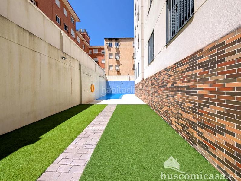 Foto d4b10381-1c51-4f5f-9e96-6e63c1d24416. Attique avec parking piscine dans Linarejos Linares