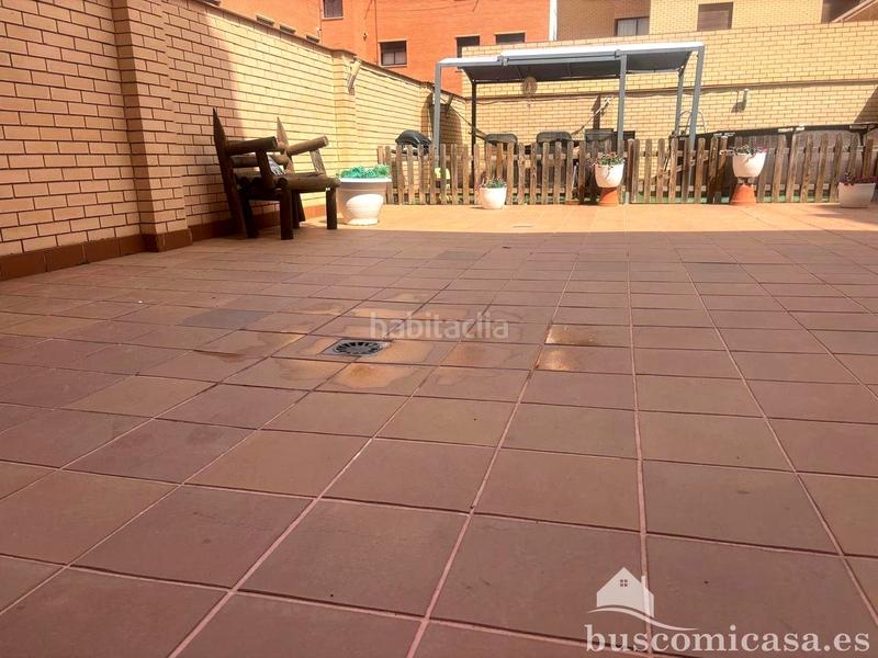 Foto 366c26f9-dbb7-4222-b956-3458ef582e9e. Piso precioso piso con gran patio y garaje. en Centro ciudad Linares