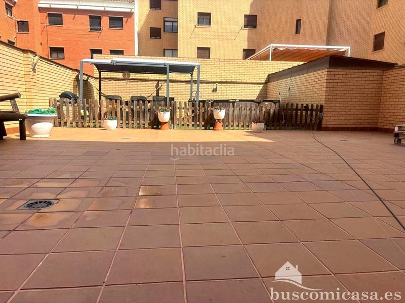 Foto 9945c282-5e8a-4ebf-bc1c-4a5addb7c4eb. Piso precioso piso con gran patio y garaje. en Centro ciudad Linares