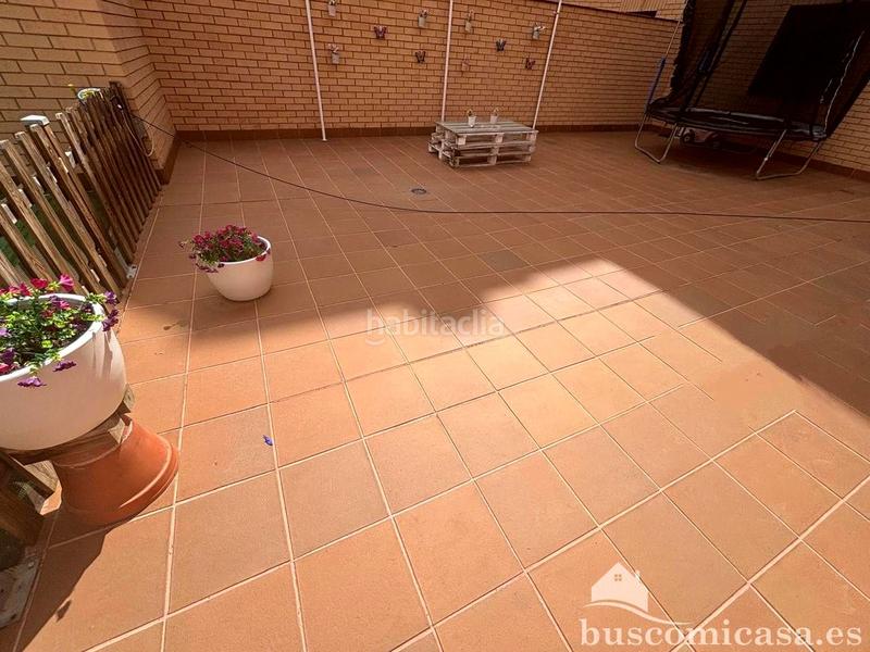 Foto a4e3b14b-1358-49a2-b4c1-aa04e562b8b8. Piso precioso piso con gran patio y garaje. en Centro ciudad Linares