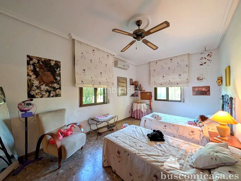 Foto 420b38e8-946f-41a8-80dd-f8c9bc2f636d. Casa amb aparcament piscina a San Roque - La Cruz - La Rozuela Linares