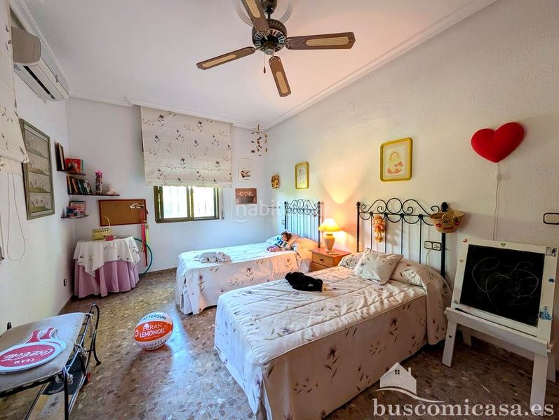 Foto 8d2a64d4-b2e7-4af1-8167-2b5429bf1798. Casa amb aparcament piscina a San Roque - La Cruz - La Rozuela Linares