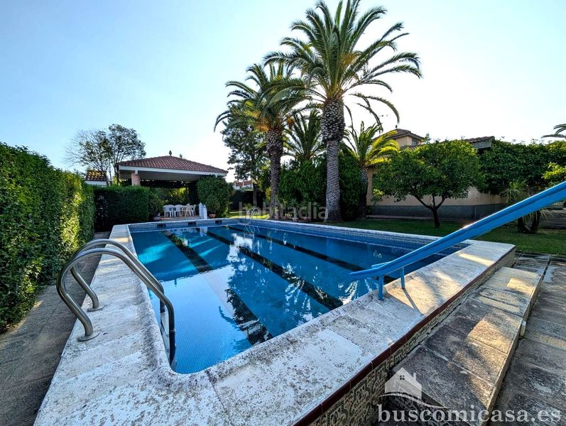 Foto ff72478f-80eb-4b5b-8a89-7f7c34353676. Casa amb aparcament piscina a San Roque - La Cruz - La Rozuela Linares
