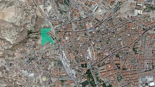 Wohngrundstück  Poeta león felipe. Suelo urbanizable residencial en baza
