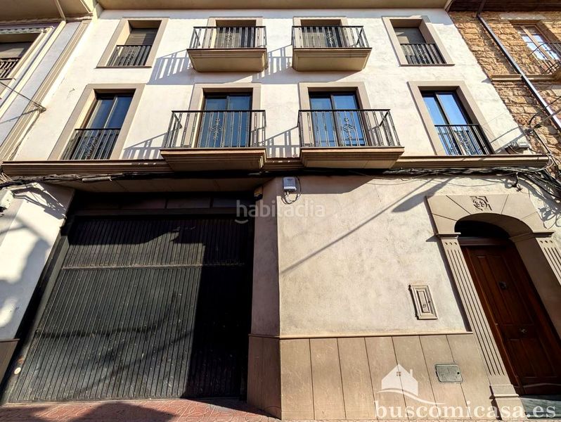 Foto 76b90ef4-9c0c-42cd-86c4-870da7adc16f. Casa amb aparcament piscina a Centro ciudad Linares