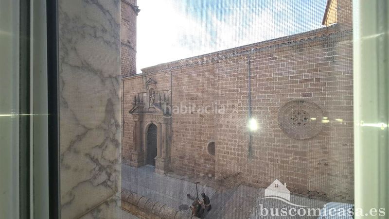 Foto f5a1746d-f73f-4c9d-b6b0-f1c62f2ee1f1. Casa a Centro ciudad Linares