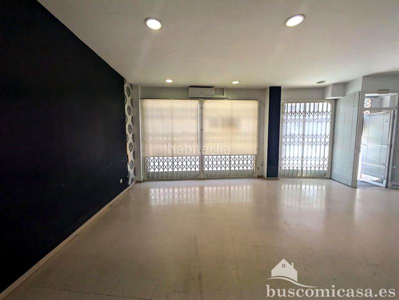 Foto 0430f837-66bc-4e14-8c94-db86efca7f9b. Alquiler local comercial estupendo local céntrico en Linares