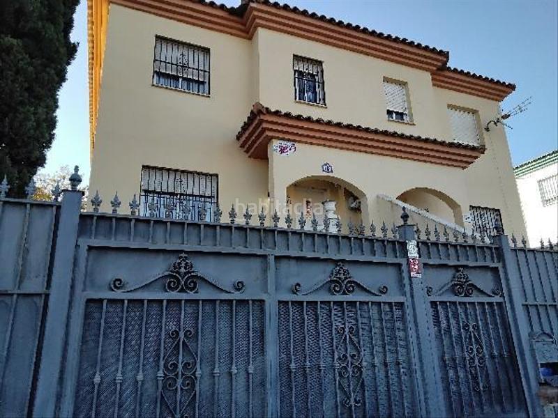 Foto 9b616a6d-941c-4cb3-b631-713d94171b55. Casa adosada  ocupada en albarrate en Albolote