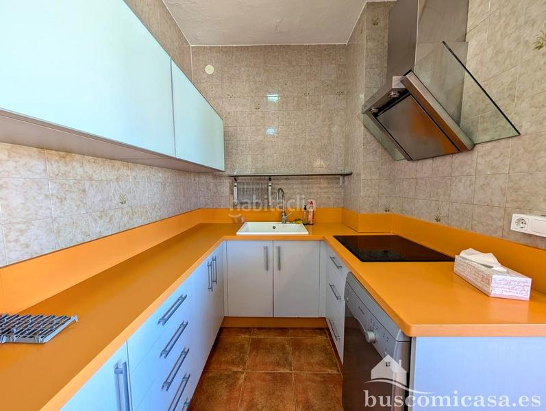 Foto dd1870ad-f18f-4d7b-8ea7-3e42d064f1e6. Pis amb calefacció aparcament piscina a Centro ciudad Linares