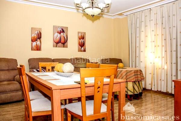 Foto 439bb6bb-a685-4364-8460-4f622fbed035. Casa amb aparcament a Torreblascopedro