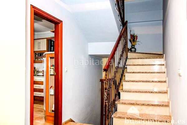 Foto be043166-f5a9-43d5-86a2-b2fae7e6a4b8. Casa amb aparcament a Torreblascopedro