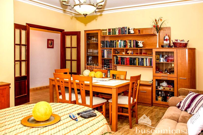 Foto c2f4b897-0612-486f-a180-3b639c9b5623. Casa amb aparcament a Torreblascopedro