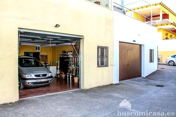 Foto dd1a3450-be65-43b1-97d7-27f1ddf6a4e6. Casa amb aparcament a Torreblascopedro
