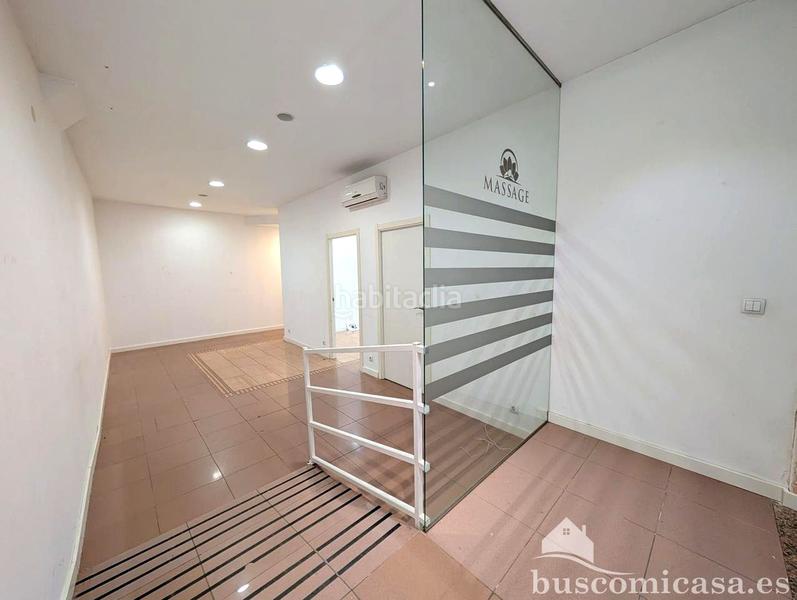 Foto f3058ee6-f732-4c99-b8ae-f563c733aeb8. Alquiler local comercial gran local en avenida san sebastián, . en Linares