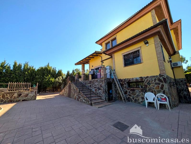 Foto 0685b5ce-5c96-4450-8588-ed8d2e8e94f1. Casa amb aparcament piscina a San Roque - La Cruz - La Rozuela Linares