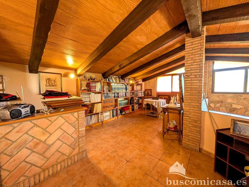 Foto 8468f399-3d2e-4666-a7f5-b2b56355a31c. Casa amb aparcament piscina a San Roque - La Cruz - La Rozuela Linares