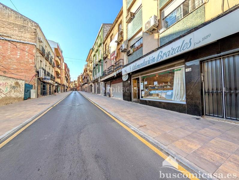 Foto 332a2559-6aa3-4653-9e23-d40fc5bfacac. Local comercial local céntrico en calle baños. en Linares