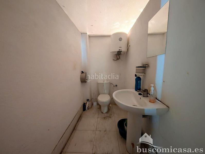 Foto d039a9f6-2425-46fa-b796-2b352e1b7b14. Local comercial local céntrico en calle baños. en Linares