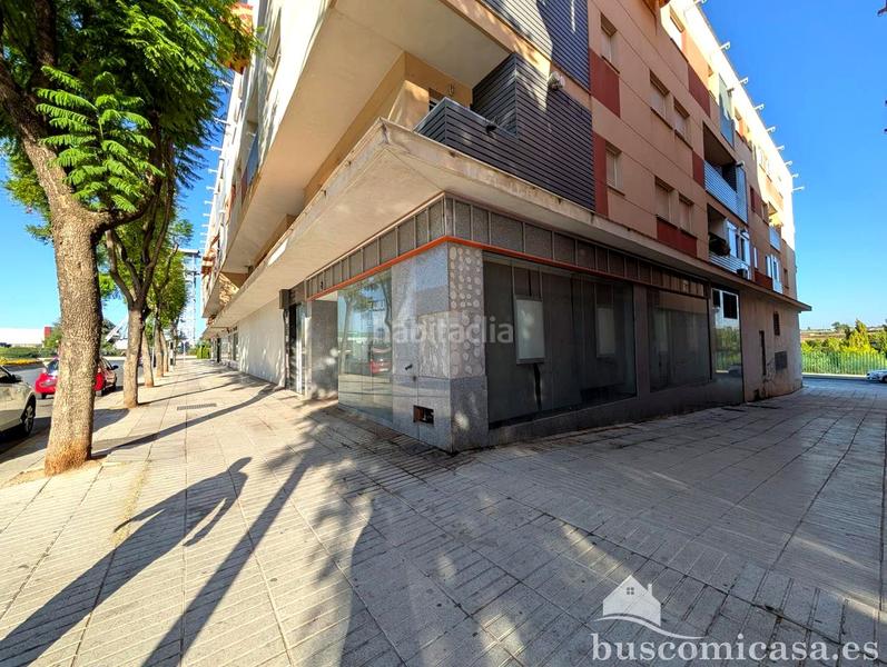 Foto dbe9d7da-bc96-43a6-b1fc-faf28a611b2f. Lloguer local comercial a La Zarzuela - San José - Belén Linares