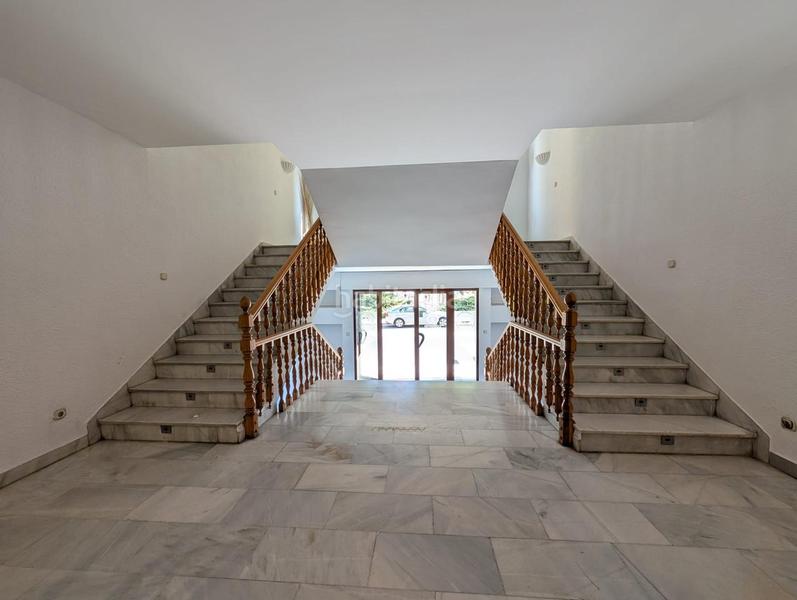 Foto a409e58a-176e-408e-bef6-24f438e49b8a. Miete geschäftsraum in Zona Hospital Linares