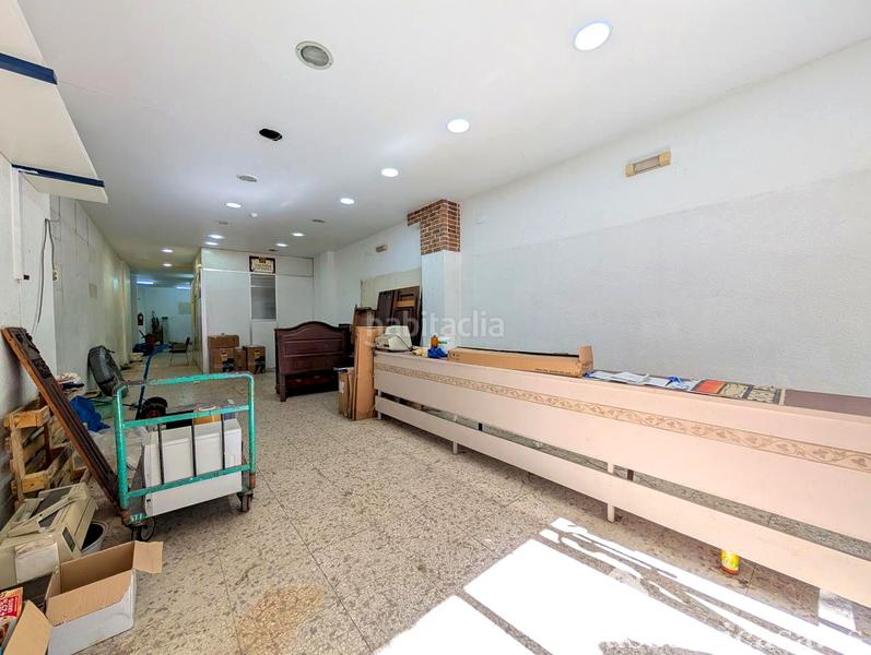 Foto 2c4f591c-d870-41e3-925f-24ba54734a7e. Local comercial a Linarejos Linares