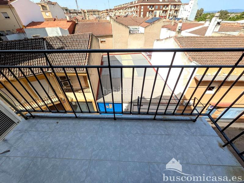 Foto df1a0520-62a6-4f24-8b8c-eec6f427f6bc. Alquiler piso  en calle guadiel. en Linarejos Linares