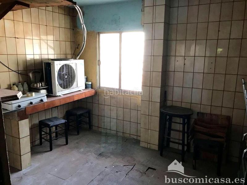 Foto cdf78f76-e972-4f8e-aaf6-167c09890e28. Alquiler local comercial estupendo local en la avenida en Linares