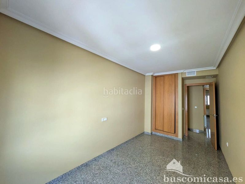 Foto 3270bb79-d3a0-4b5c-95dc-6a7e7f112db8. Pis a Centro ciudad Linares