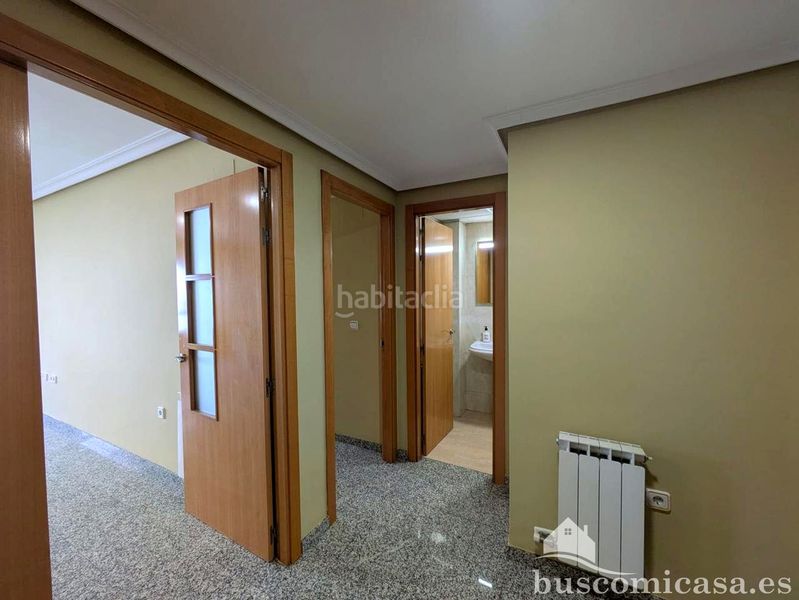 Foto 4b6558ad-9bc3-4340-b68d-a4b33cc7cf53. Pis a Centro ciudad Linares