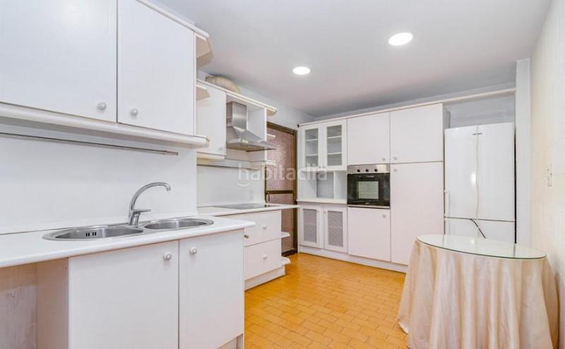 Foto 49ca1e1e-e771-4ac9-af69-faf171b74039. Pis amb aparcament a Fígares Granada