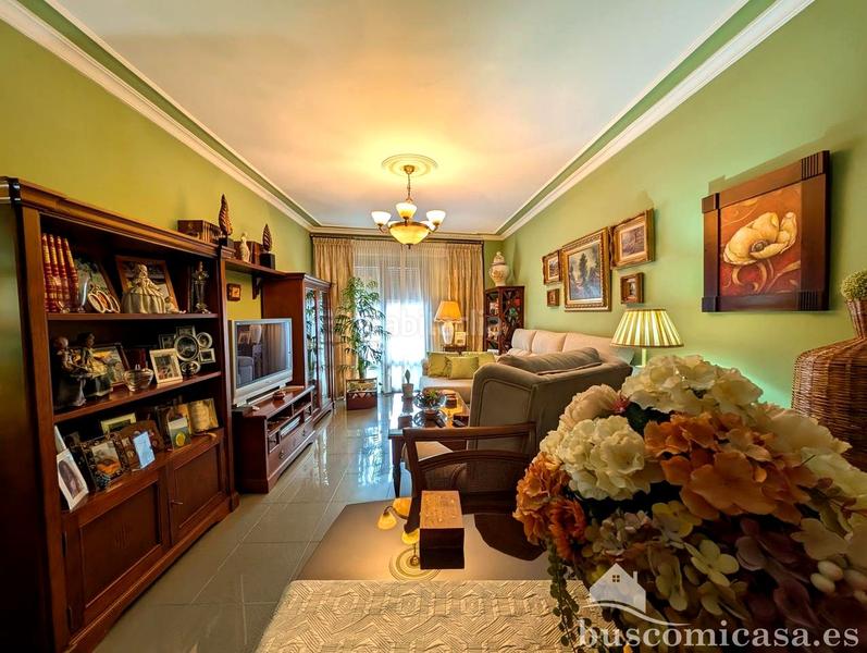 Foto ac295054-ced8-4a75-bd3b-a250e5786af8. Piso fantástico piso en menéndez pelayo. en Centro ciudad Linares