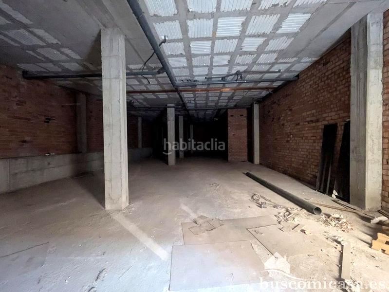 Foto 69fa744e-7daa-4580-ba5e-99cc5944804c. Alquiler local comercial gran local muy céntrico en Linares