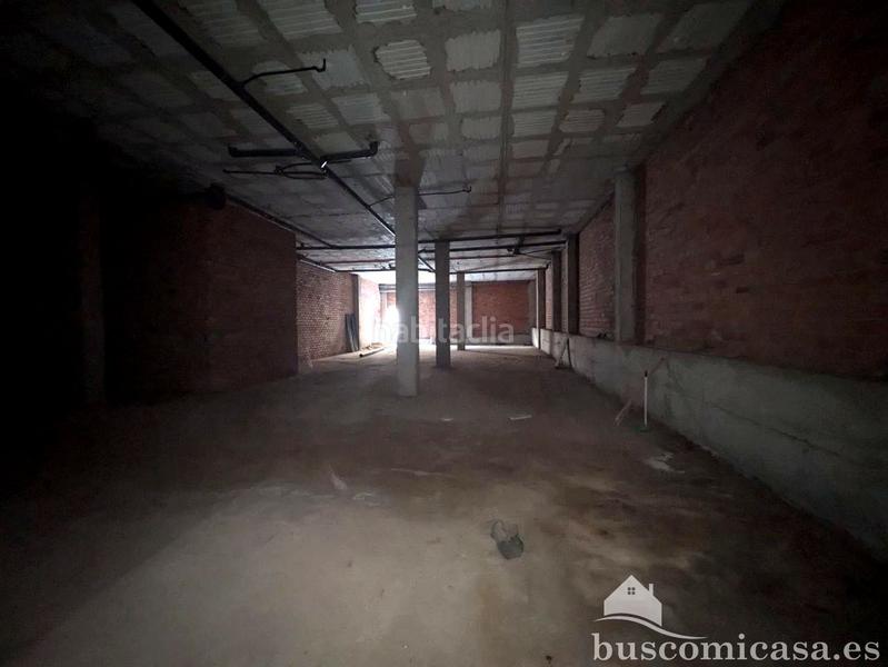 Foto c5d4db88-8ae8-4a9a-b168-1d733594a82b. Alquiler local comercial gran local muy céntrico en Linares