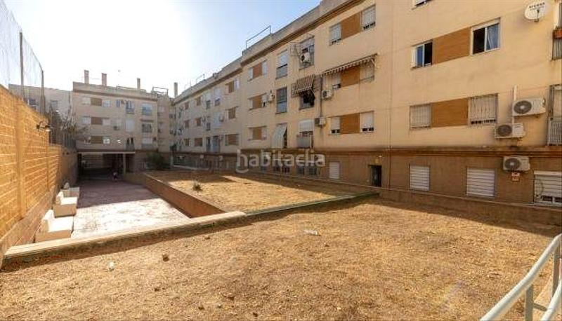 Foto 35fe38b7-bb8d-4ce3-a0f5-f8f144cf3472. Rez-de-chaussée avec parking dans Almanjáyar Granada