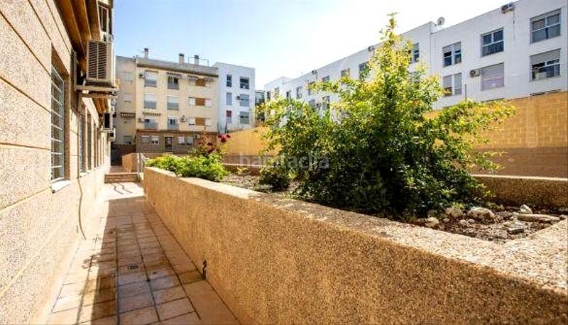Foto af7cb05f-f107-4f9e-90b5-edf88e08c648. Rez-de-chaussée avec parking dans Almanjáyar Granada