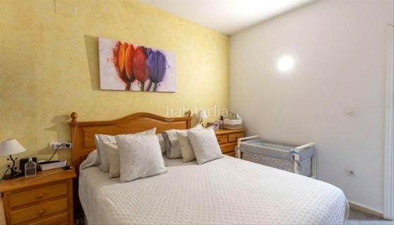 Foto effe9e7a-7c32-4ed8-91b6-809aee588941. Rez-de-chaussée avec parking dans Almanjáyar Granada