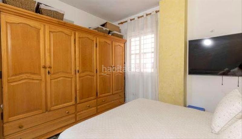 Foto fa15ab52-85e4-4f06-914c-c5fc51de072d. Rez-de-chaussée avec parking dans Almanjáyar Granada