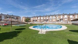 Casa  Antonio lópez porras. Chalet adosado en venta granada